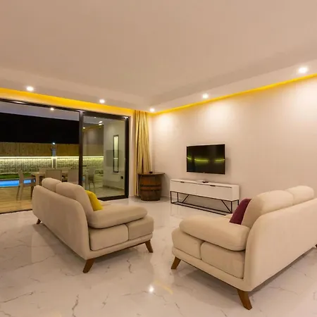 Luxurious Villa With Private Pool And Jacuzzi In Kas, Antalya